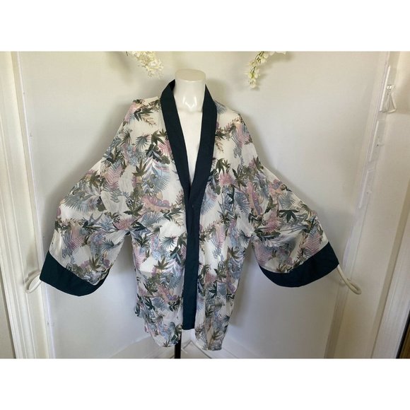 Xhilaration Beach Open Cover Up Kimono Top Women's M/L Floral Tropical Aloha EUC - Picture 4 of 12